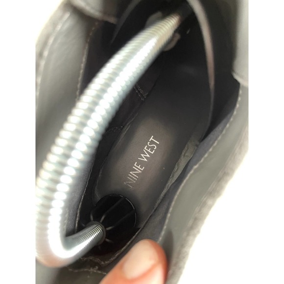 Nine West Wedge Boots size 10 Gray Color - Picture 8 of 8